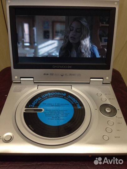 Портативный DVD daewoo DPC-8409PD