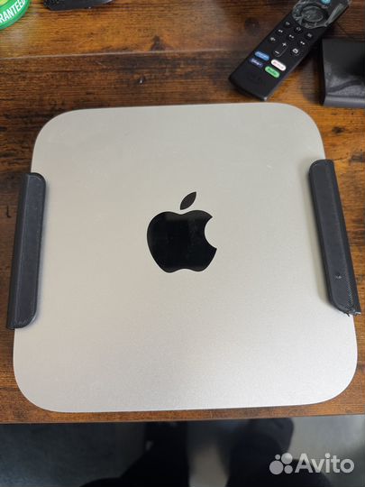 Крепление Mac Mini на стену/под стол