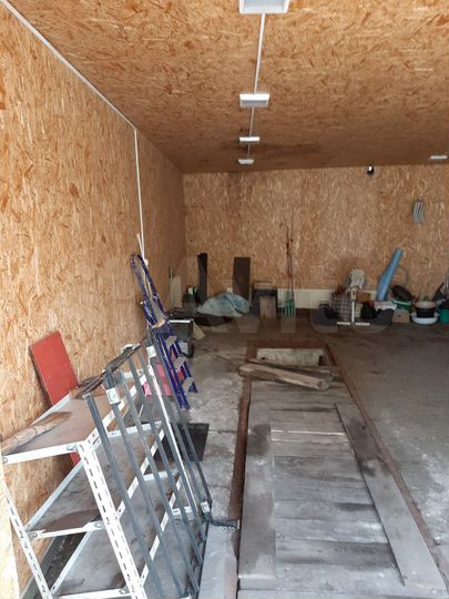 Гараж, > 30 м²