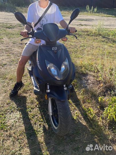 Скутер Honda Dio 27