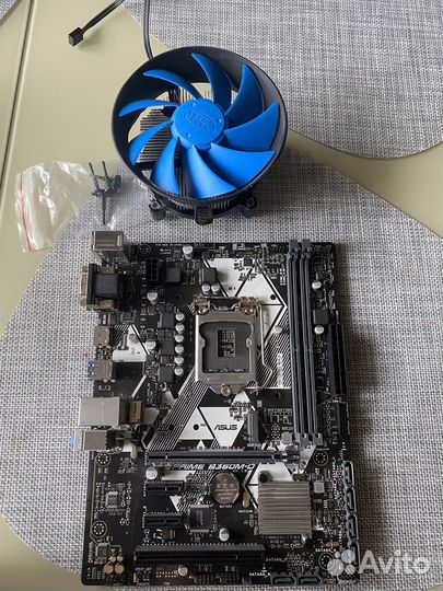 Материнская плата с кулером
