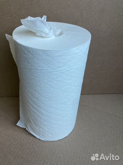 Бумажные полотенца в рулоне
