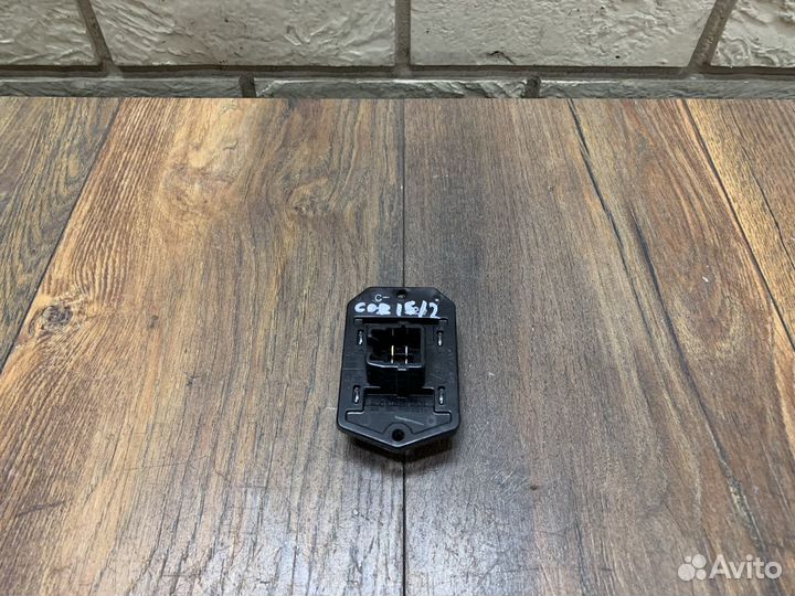 Toyota Corolla E15 Резистор отопителя