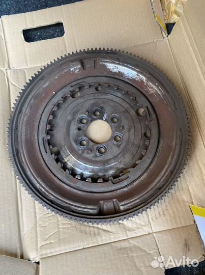 Маховик 03F105266