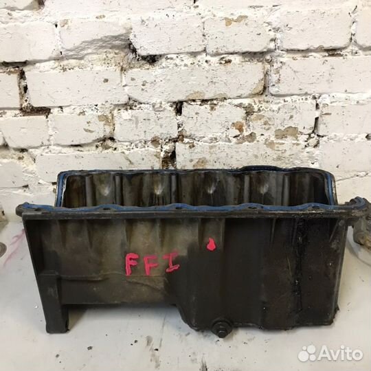 Поддон двигателя Ford Focus 1 седан 2.0 2000