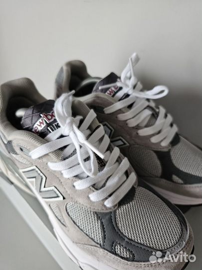 Кроссовки женские New Balance 990 v3