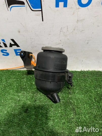 Бачок гидроусилителя Audi A4 Allroad B8 CDN 2011