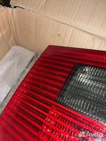 Фонарь задний левый Volkswagen Sharan 1995