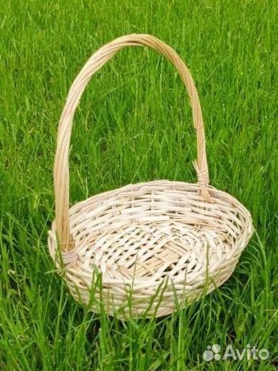 Ивовая корзина плетеная