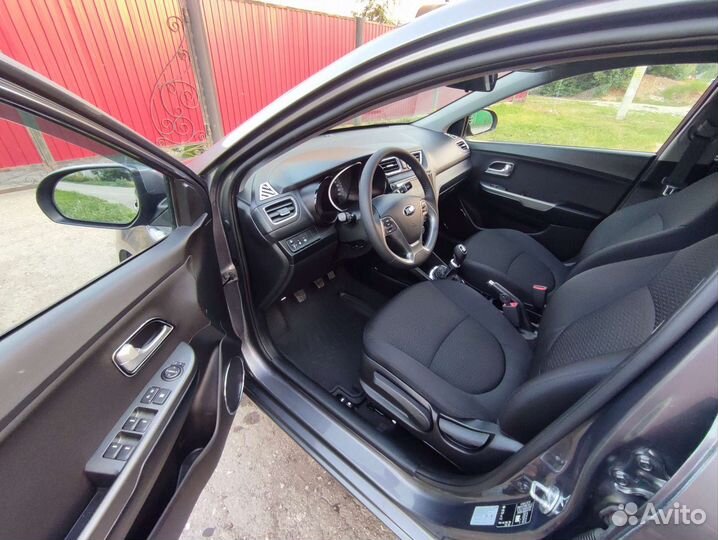 Kia Rio 1.6 МТ, 2015, 98 000 км