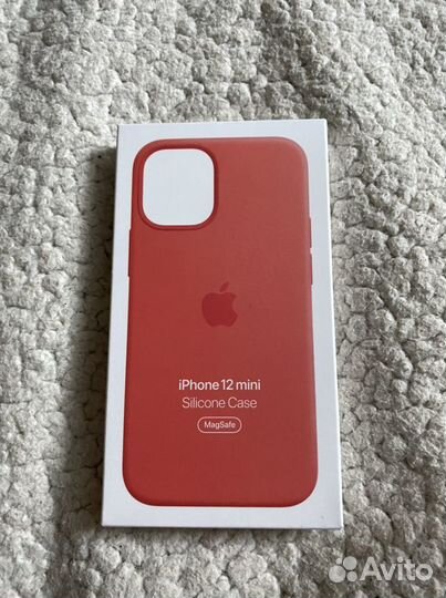 Силиконовый чехол MagSafe для iPhone 12 mini