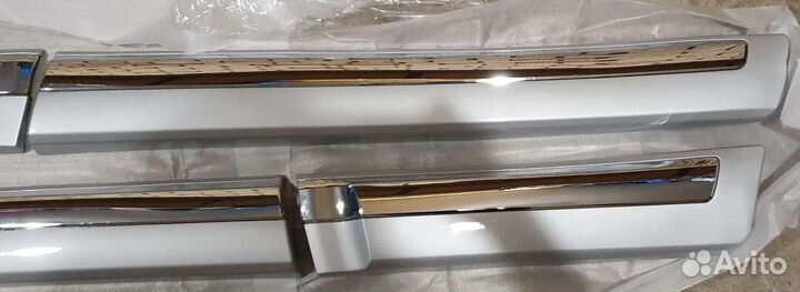 Молдинги дверей Land Cruiser 200