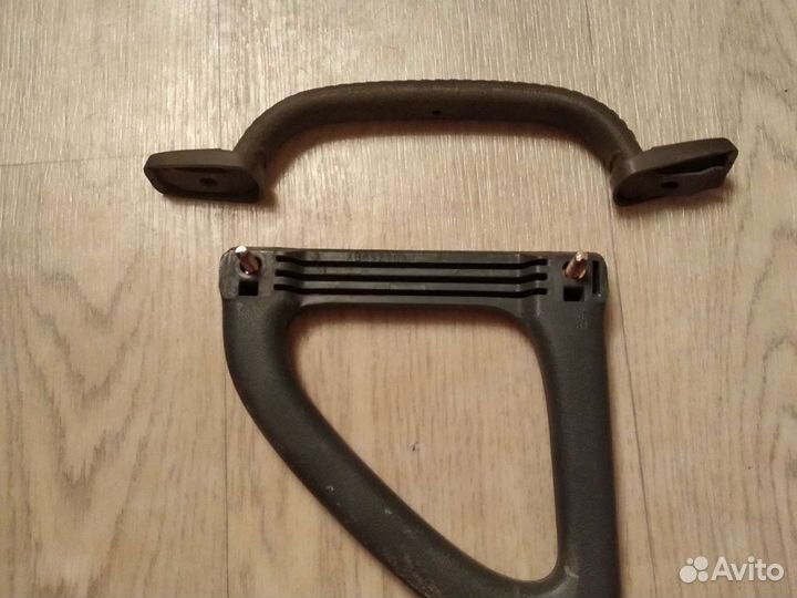 Ручки потолочные Mitsubishi Pajero 2