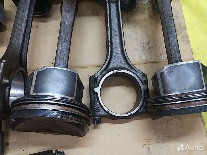 Поршня шатуны 21 палец 1.8tsi