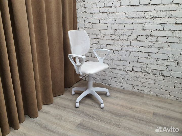 Кресло офисное