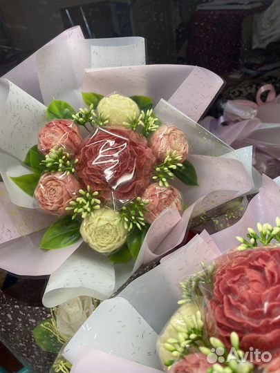 Букет из шоколадных пионов