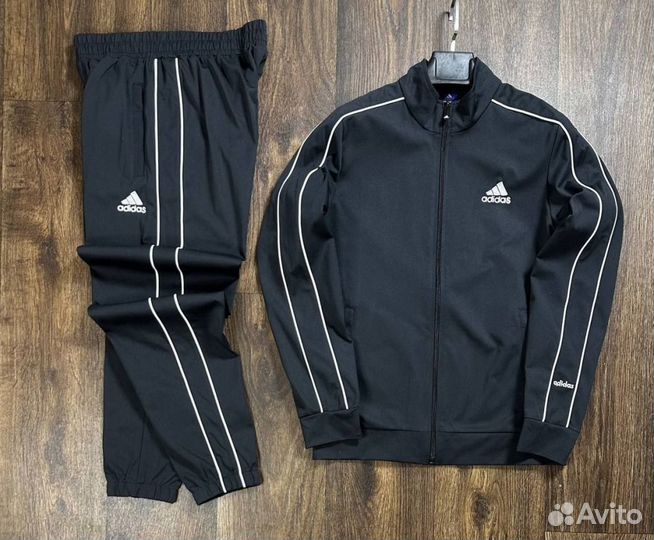 Спортивные костюмы Adidas спортивные