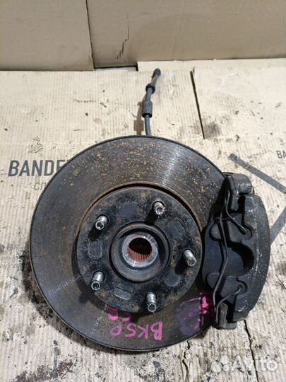 Кулак поворотный Mazda 3 Axela BK5P передний правый