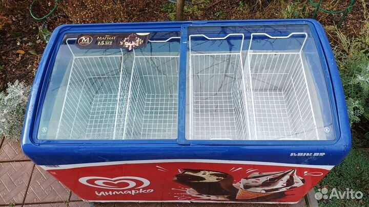 Холодильник маленький с морозилкой