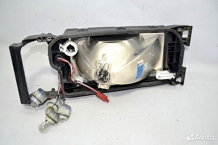 Фара, левая scania P-series (01.04)