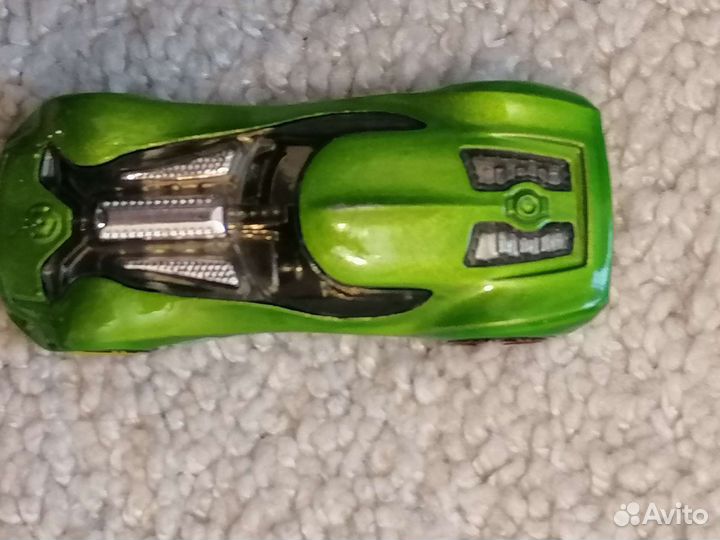 Машинка хотвилс