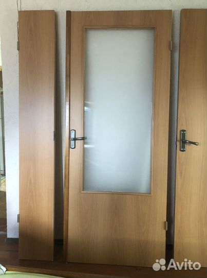 Дверь входная деревянная бу