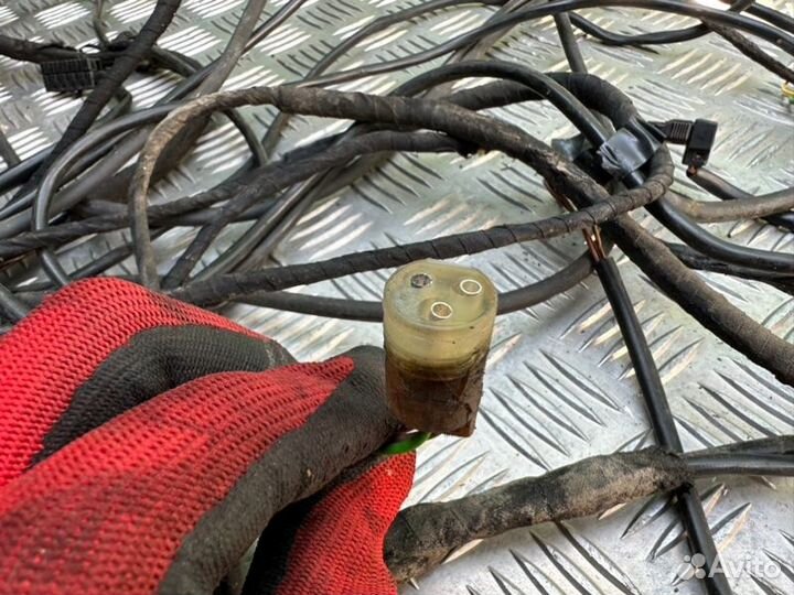 Проводка цз Mercedes-Benz S124 M102.982 1989