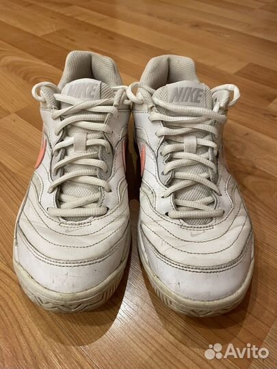 Теннисные кроссовки nike женские