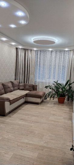 3-к. квартира, 84 м², 17/17 эт.