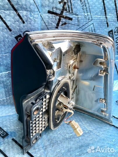 Фонарь в крыло задний левый Lexus Lx 570 2007-2011