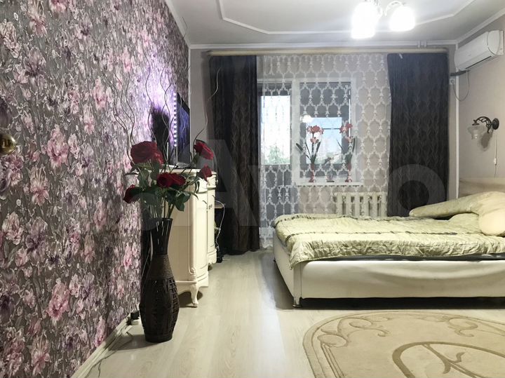 3-к. квартира, 77 м², 4/10 эт.