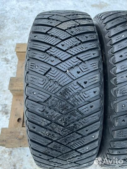 Goodyear Ultragrip Ice Arctic 195/65 R15