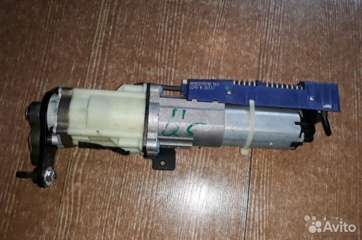 Механизм подъема крышки багажника Audi Q5