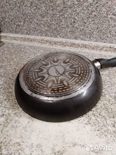 Посуда кастрюли. казан. сковорода. крышки