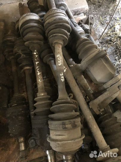 Привод левый Toyota Carina ED ST202