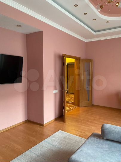 3-к. квартира, 91,6 м², 1/2 эт.