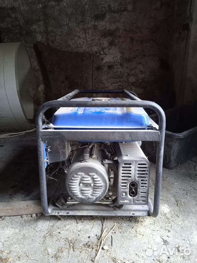 Бензиновый генератор