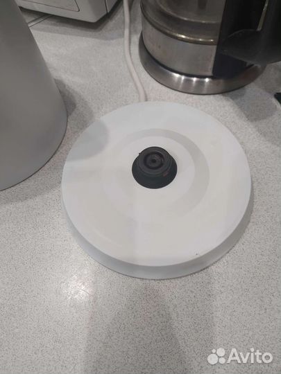 Чайник электрический Electrolux