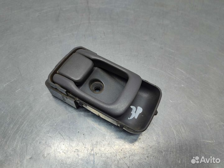 Ручка двери внутренняя Nissan Almera N15 1998 г.в