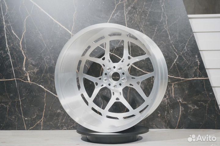 Кованые диски R22