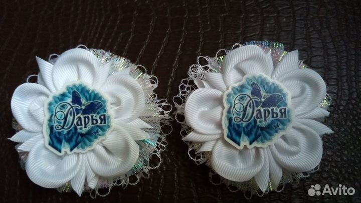 Бантики, резиночки, заколочки на волосы девочке