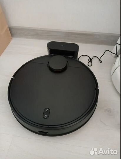 Робот-пылесос Xiaomi Robot Vacuum