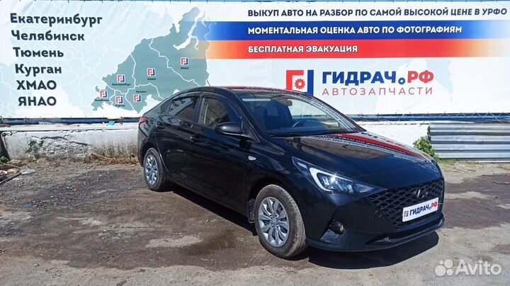 Накладки порога Hyundai Solaris 2. Комплект