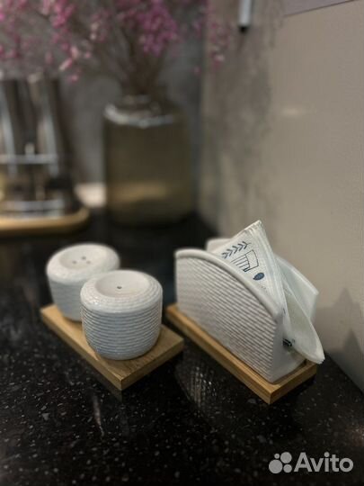 Набор для специй/салфетница/солонка/перечница