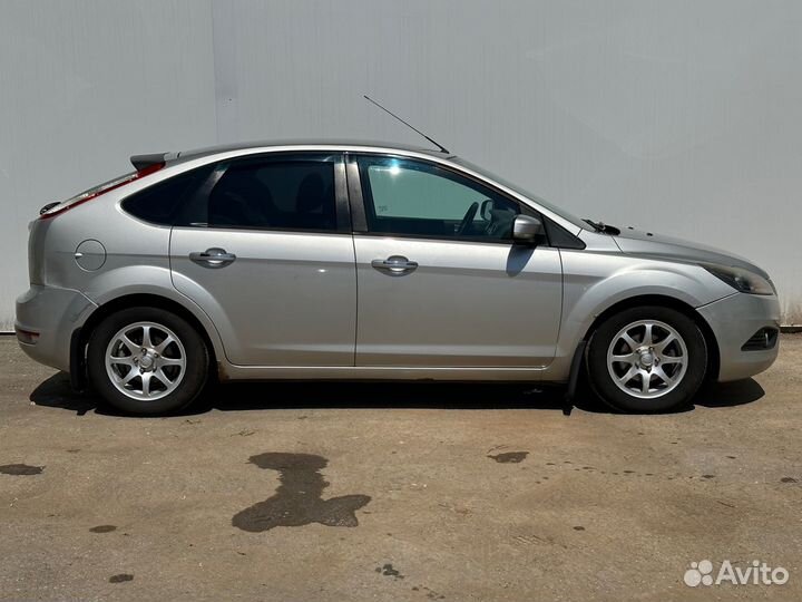 Ford Focus 1.6 AT, 2010, 210 002 км