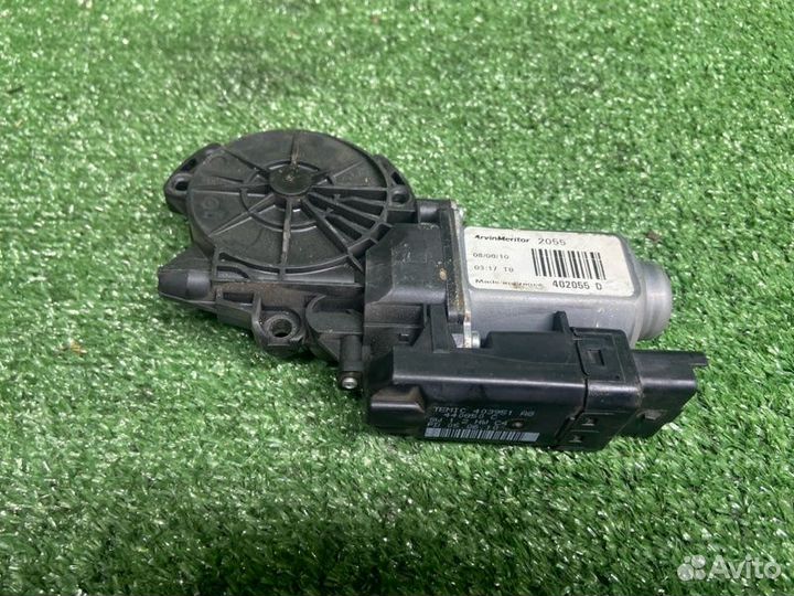 Моторчик стеклоподьемника передний левый Kia Ceed