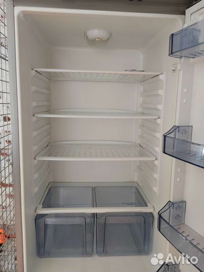 Холодильник