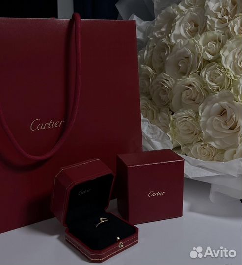 Байер Дубай Cartier Tiffany