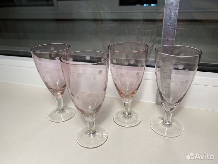 Рюмки и стаканы