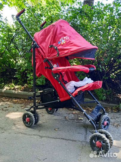 Коляска прогулочная